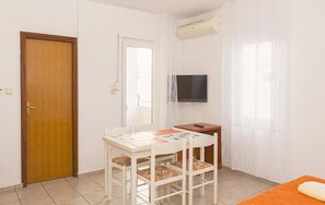 Dining - 1 bedroom amazing apartment in Pirovac (Pirovac)