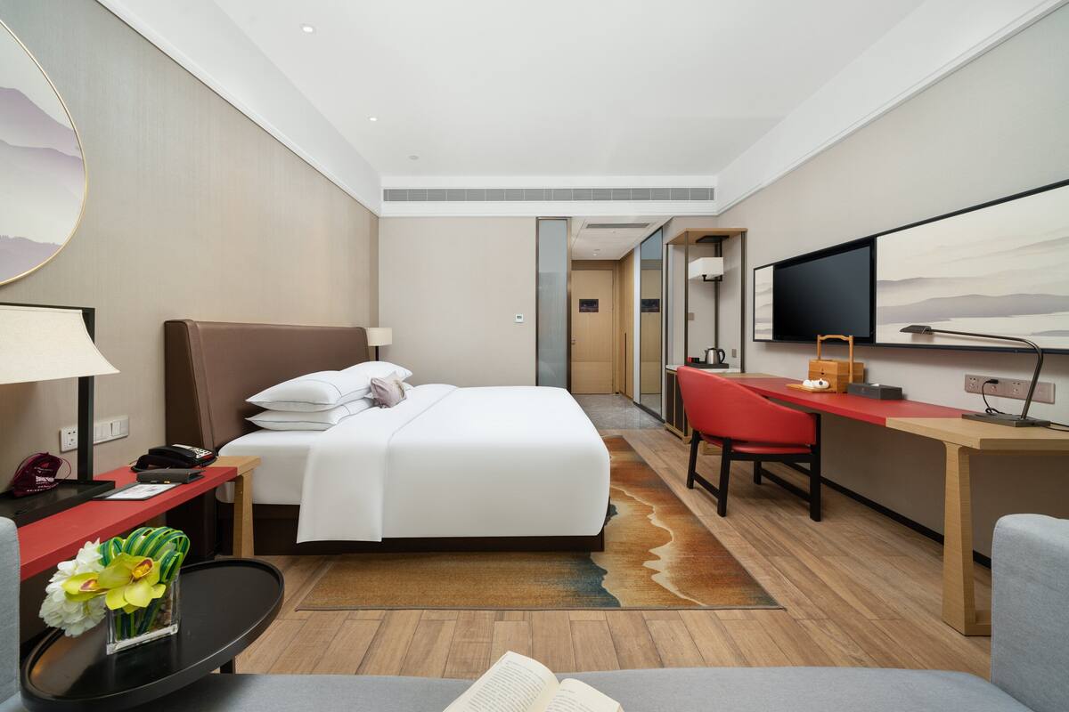 Panorama eenpersoonskamer | Luxe beddengoed, donzen dekbedden, bedden met traagschuimmatras