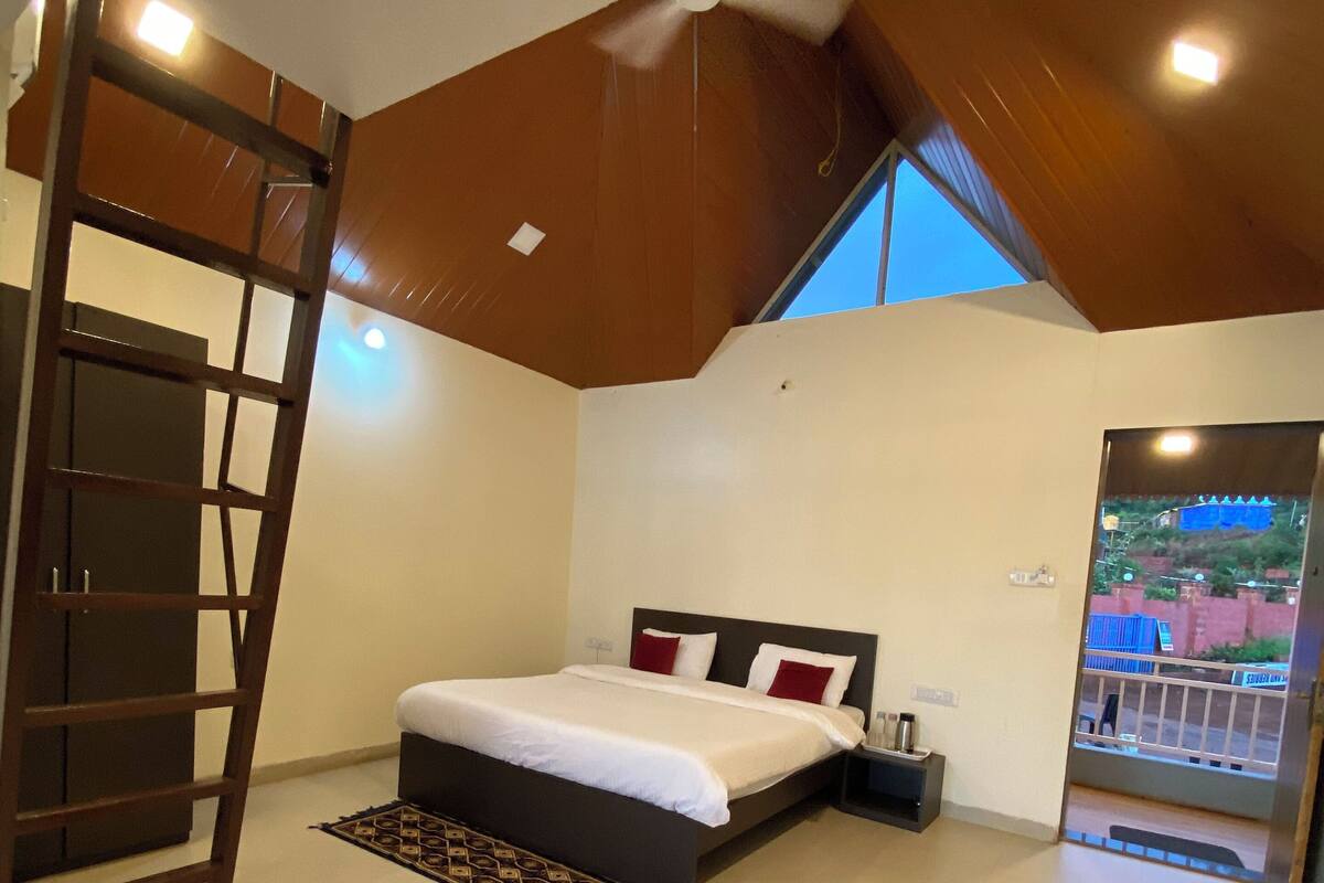 Premium Room | Desk, WiFi (free)