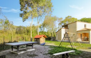 Outdoor dining - 2 bedroom cozy home in Lablachère (Lablachère)