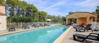 Beautiful home in Lablachère with swimming pool
