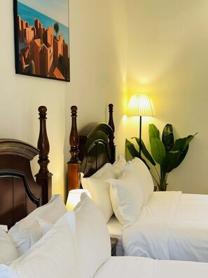 Business Twin Room, Pool View | Laptop workspace, blackout curtains, free WiFi, bed sheets