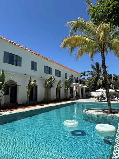 Wanning 911 Surf Club