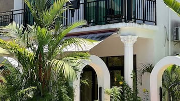 Panoramic Villa, Pool View | Blackout curtains, free WiFi, bed sheets