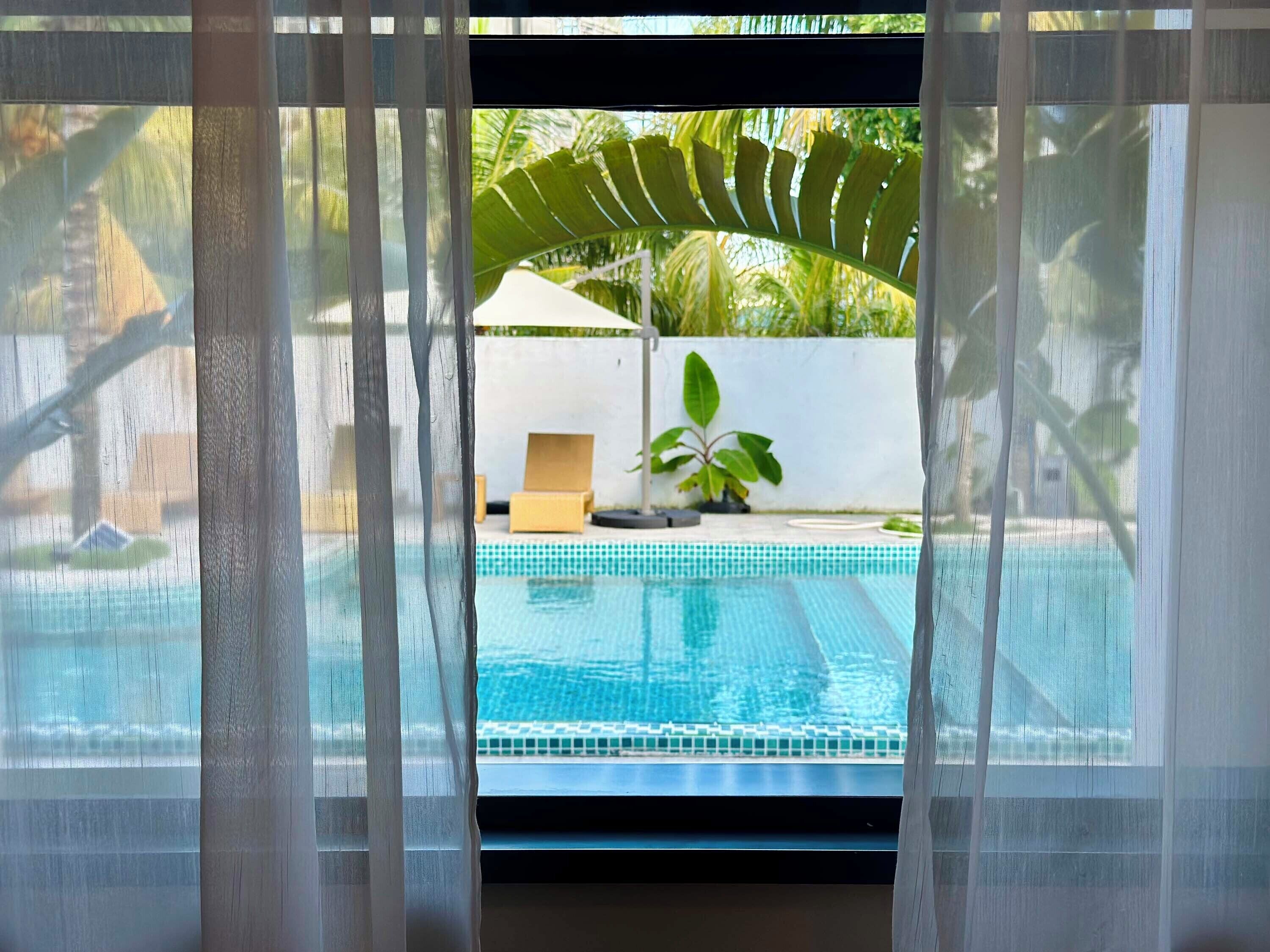 Deluxe Suite, Pool View | View from room