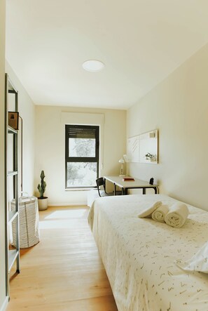 Single Room | Soundproofing, free WiFi - Micampus Braga (Braga)