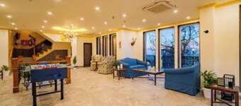 The Hosteller Shimla Valley View