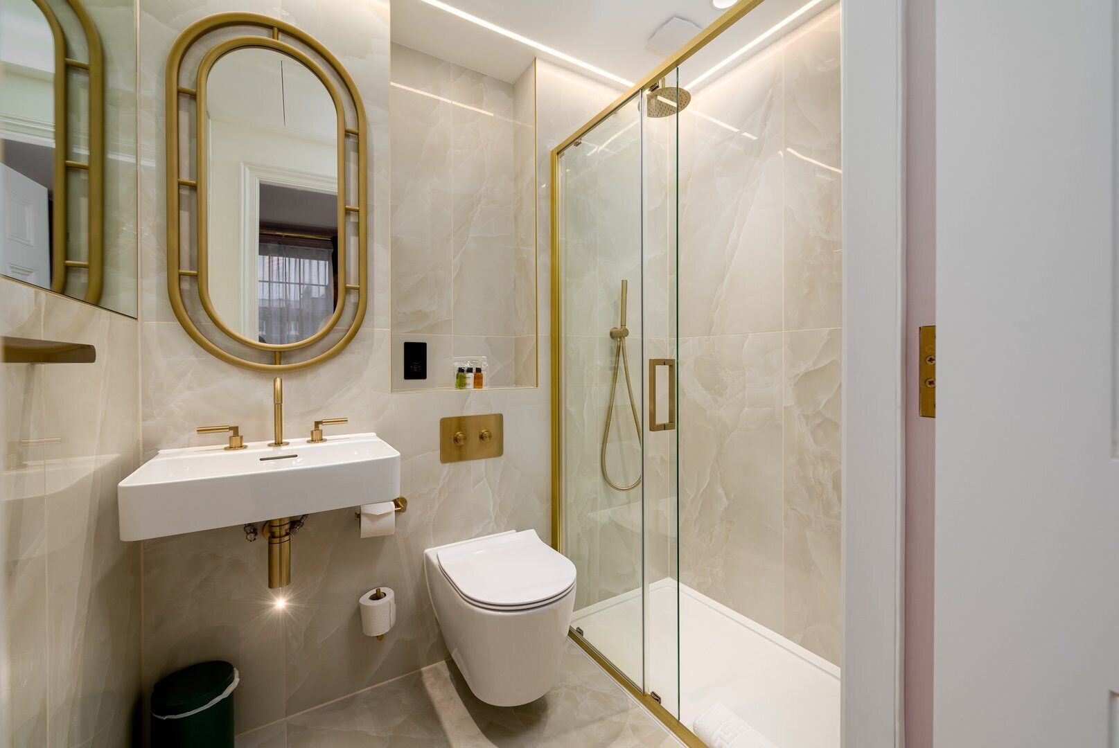 Apartment (Superior Room) | Bathroom