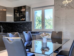 Dining - Vacation home Damir by Interhome (Pula)