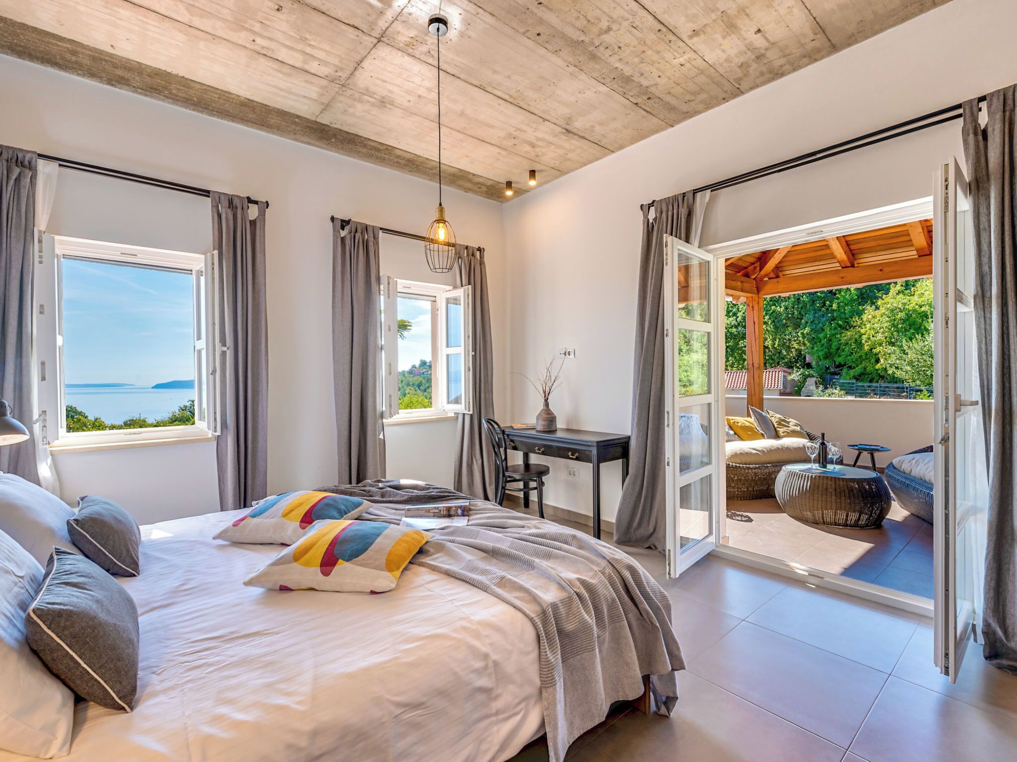 4 bedrooms, internet