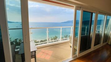 Khuôn viên nơi lưu trú