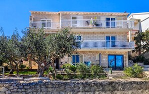 Exterior - Lovely apartment in Lumbarda with house sea view (Lumbarda)