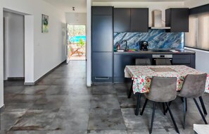 Dining - Lovely apartment in Lumbarda with house sea view (Lumbarda)