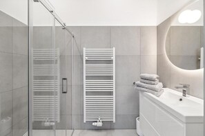 Bathroom - Studio Rogergasse Check in 15h to 22h (Vienna)