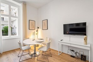 Apartment, 1 Schlafzimmer | Speisen