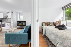1 chambre, fer et planche à repasser, lit parapluie, Wi-Fi gratuit
