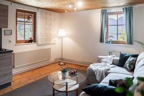Classic Apartment, Partial Lake View | Living area - Lakeview Apartments (Hallstatt)