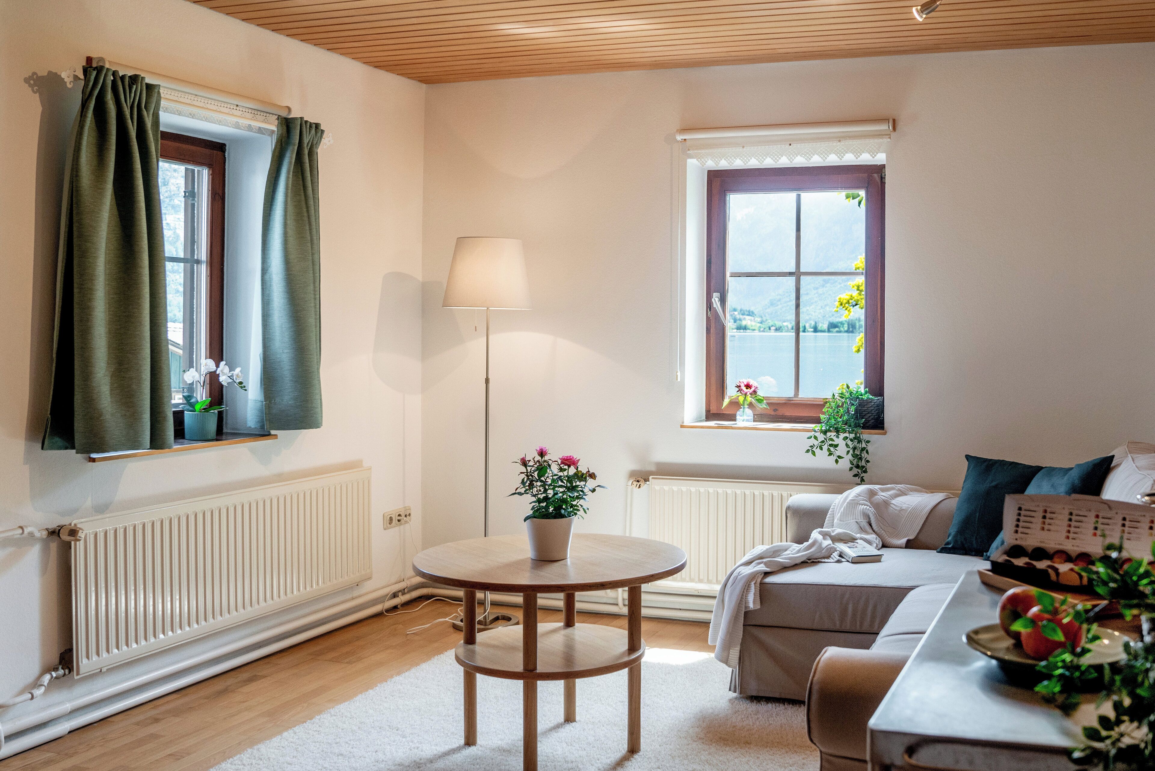 Classic-Apartment, eingeschränkter Seeblick | Wohnbereich | Kinderspielzeug