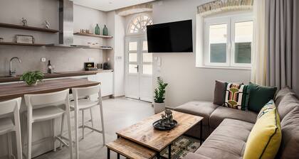 Petite Palace by Konnect, Old Corfu Town