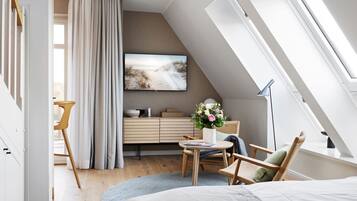 1 bedroom, in-room safe, iron/ironing board, WiFi