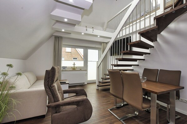 Interior - Island time apartment 6<br>Fantastic maisonette apartment and entrance to the sea time (Büsum)