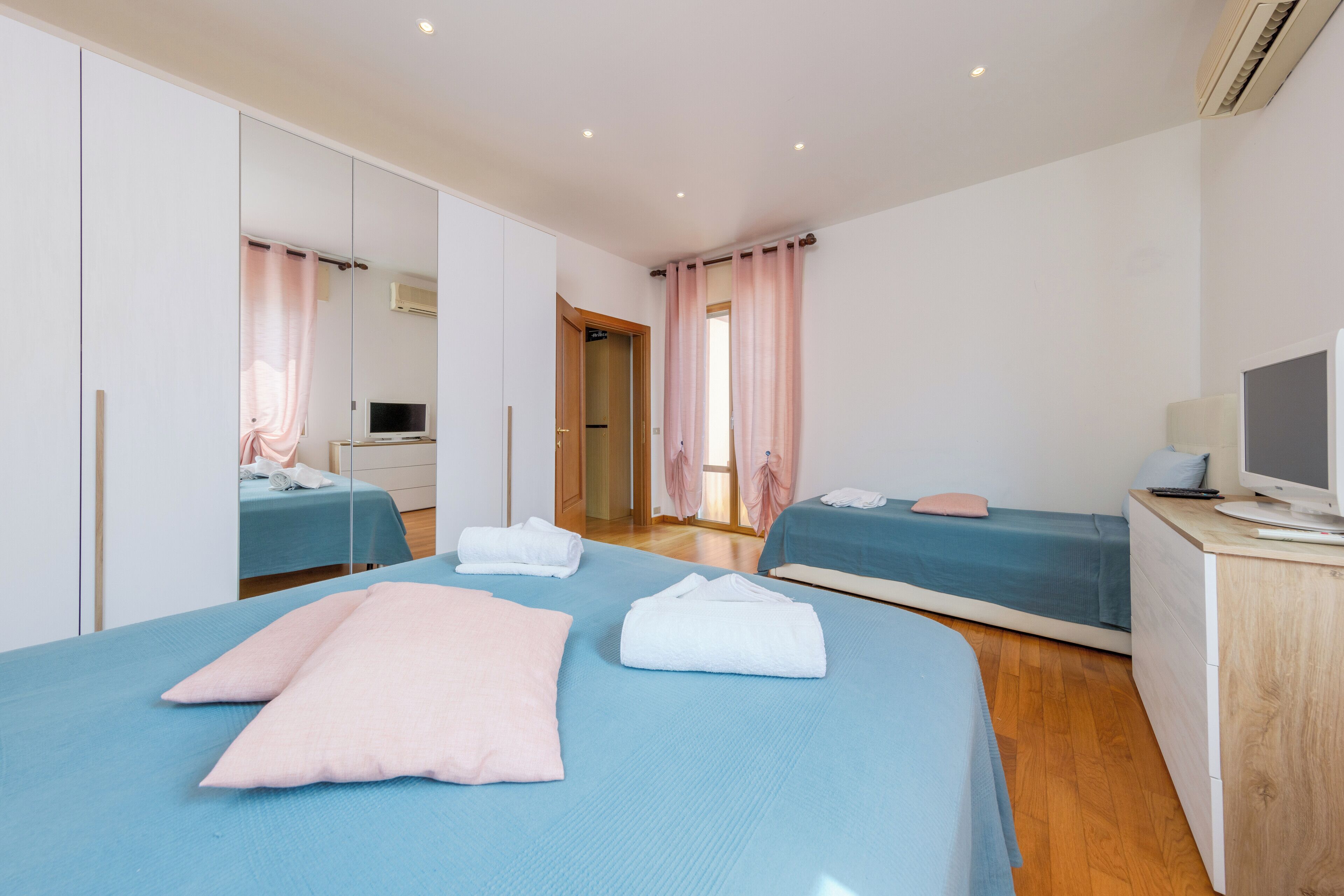 3 Schlafzimmer, Bügeleisen/Bügelbrett, kostenloses WLAN, Bettwäsche