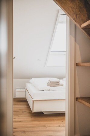 2 bedrooms, WiFi, bed sheets - Gesa welcomes you to the historic Gulfhof with sauna and large garden - Gulfhof (Wangerland)