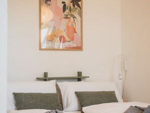 2 bedrooms, desk, WiFi, bed sheets - Vacation apartment "Rieke" - spacious, modern, family-friendly & on the North Sea - (Krummhörn)