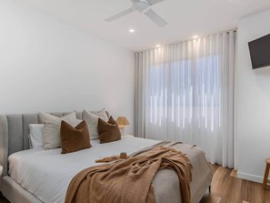 3 habitaciones, tabla de planchar con plancha y wifi gratis 