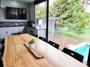 Dining - Private Riverfront Oasis with Swim Up Bar (Tweed Heads West)