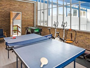 House | Games room - 4 Person Holiday Home in Nexo (Nexø)