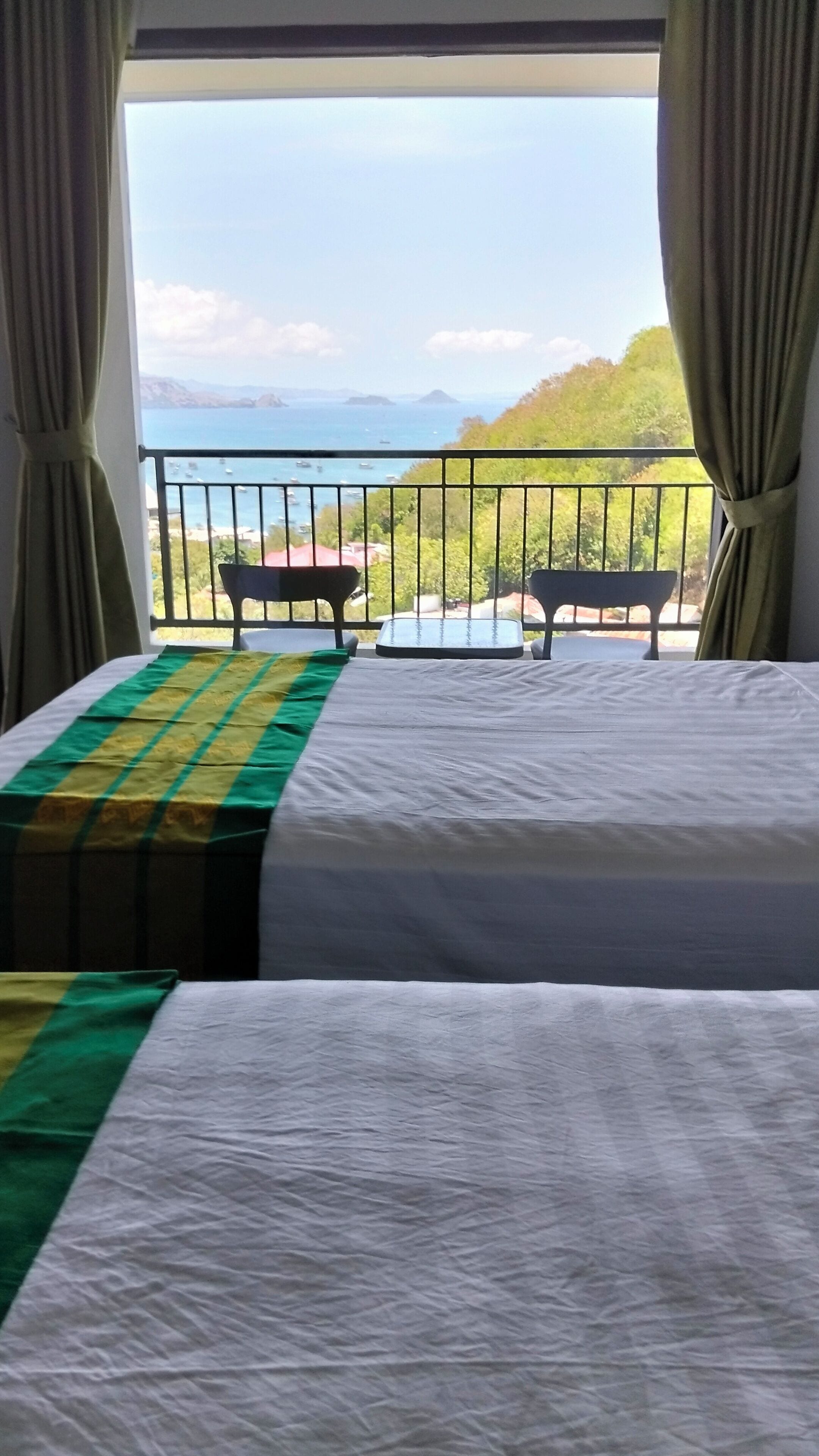 Habitación Deluxe doble, vistas al mar | Escritorio, espacio para trabajar con un portátil, wifi gratis