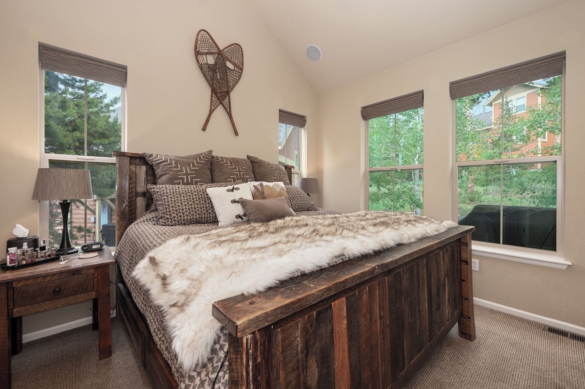 4 多间卧室、熨斗/熨衣板、旅行婴儿床、免费 WiFi