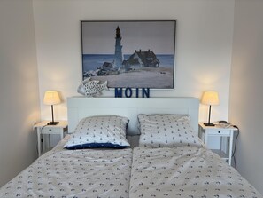 1 bedroom, free WiFi - "More sea" in view... exclusive vacation apartment in Haus Berolina! (Dahme)