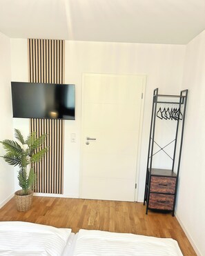 3 Schlafzimmer, Bügeleisen/Bügelbrett, Internetzugang, Bettwäsche