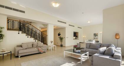 Manzil - 4BR Villa with Private Garden