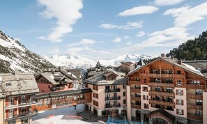 Exterior - Apartment in Arc With Ski Access & Spa (Bourg-Saint-Maurice)