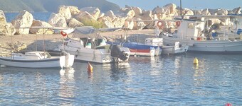 Superb 1-bedroom condo with AC in Paralia Irion-Nauplie