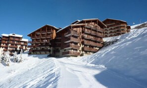 Exterior - Pleasant Apartment South-facing Balcony Ski-in/ski-out (Les Belleville)