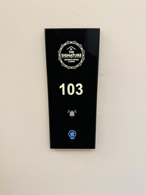 Superior Room | Bathroom