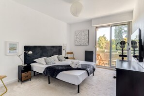 3 chambres, fer et planche à repasser, Wi-Fi gratuit, draps fournis