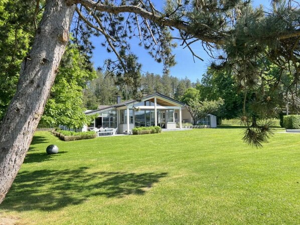 Villa | Exterior