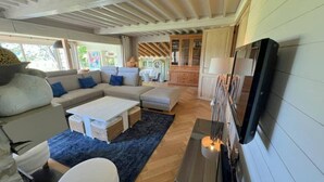 Villa | Living room