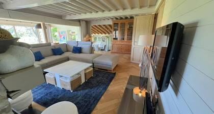 Cozy Nature Chalet for 8 Guests