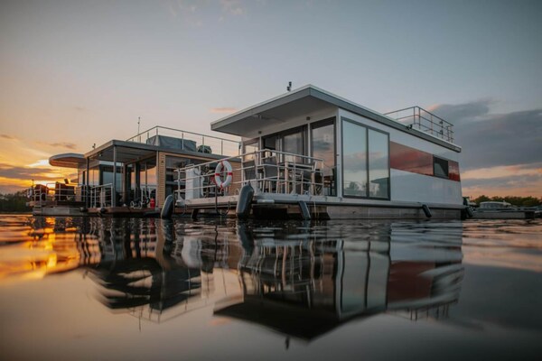 Havel River Houseboat - Zehdenick
