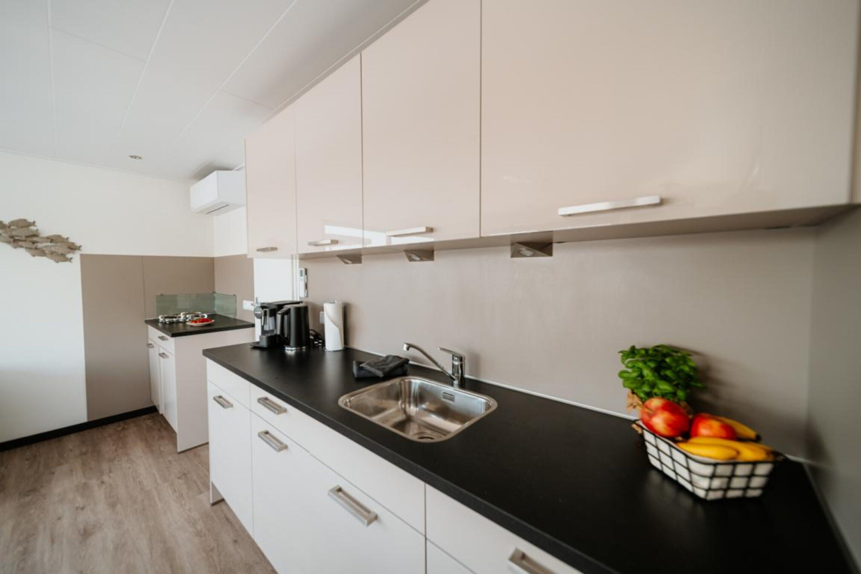 Mobile Home | Private kitchen