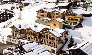 Exterior - Very Cozy Apartment, 2 En-suite Bedrooms, Close to Shops (Les Gets)