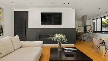 Luxury Villa, Multiple Beds, Pool Access, Mountain View (Belfast Estate) | Living area