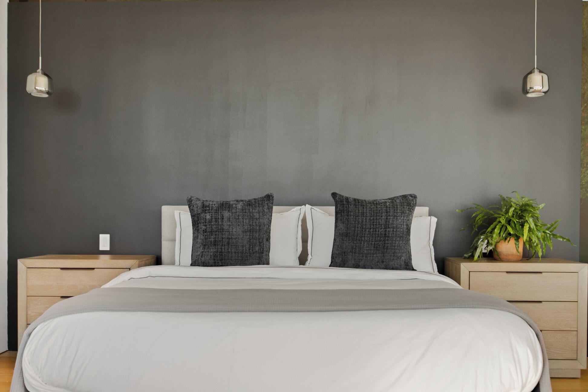 ラグジュアリー ヴィラ ベッド (複数台) プールアクセス マウンテンビ ュー (Belfast Estate) | 3 室のベッドルーム、客室ごとに異なる装飾、客室ごとに異なるインテリア、デスク