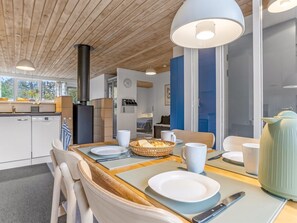 Dining - "Catha" - 200m from the sea by Interhome (Væggerløse)